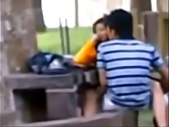 Open Sex School girl and her boyfriend in the park